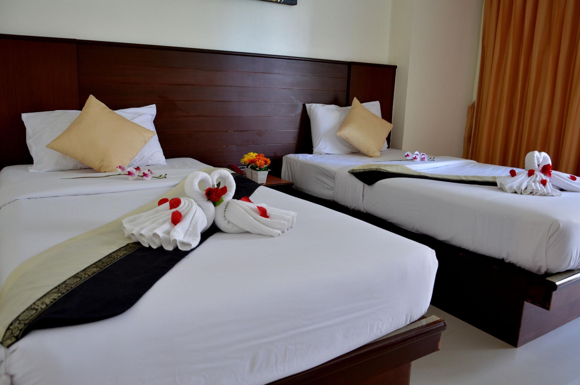 Sharaya Residence Patong Bagian luar foto