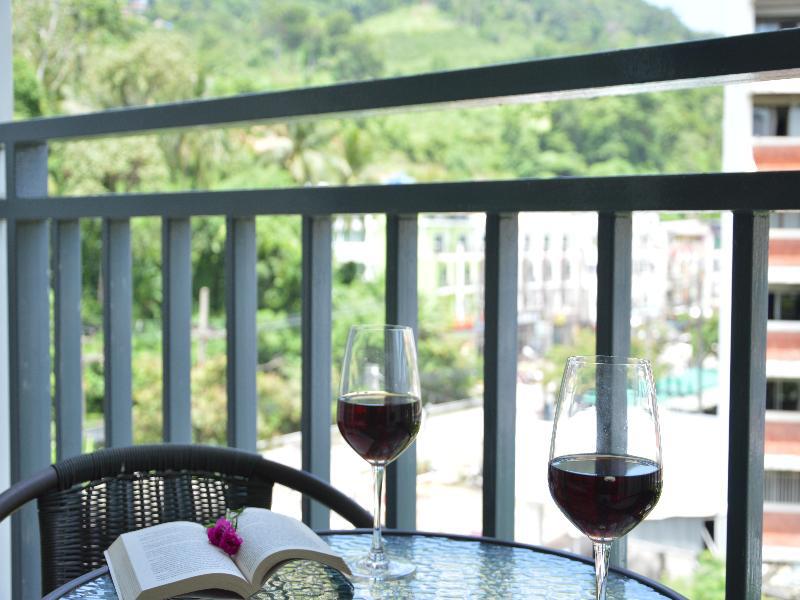 Sharaya Residence Patong Bagian luar foto