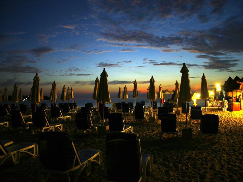 Sharaya Residence Patong Bagian luar foto