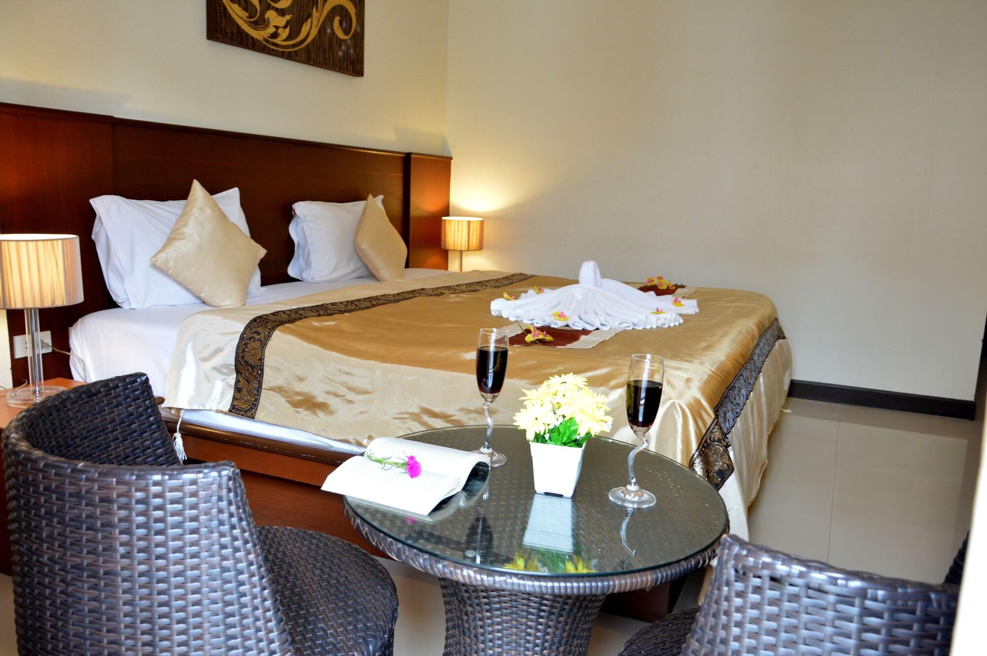 Sharaya Residence Patong Bagian luar foto