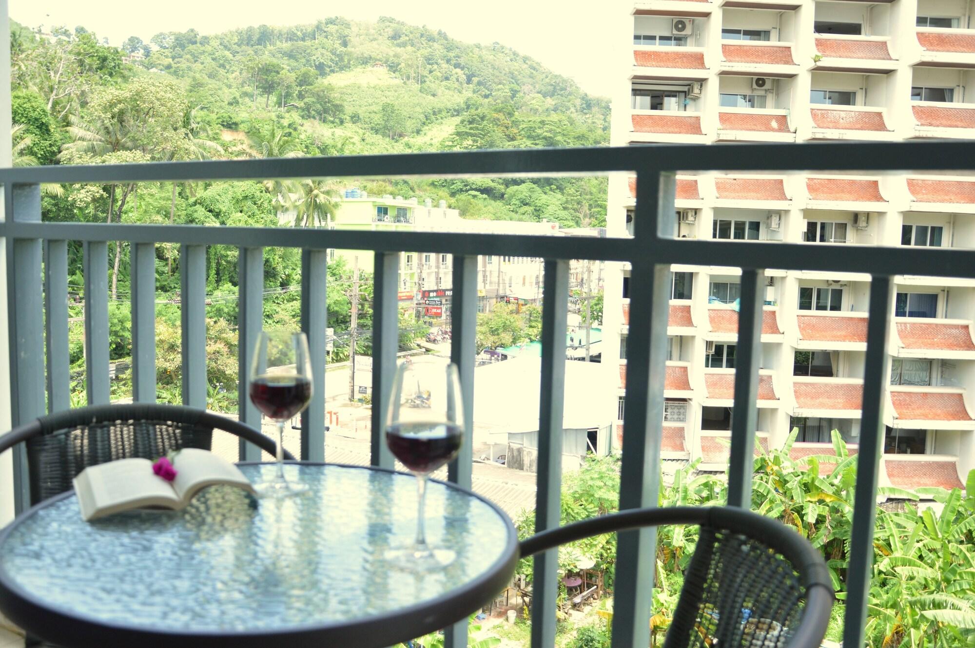Sharaya Residence Patong Bagian luar foto