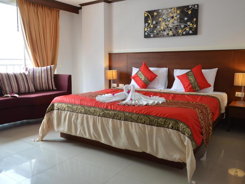 Sharaya Residence Patong Bagian luar foto